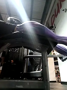 Snapshot of Mishchelle_Zakii chatting on February 7, 2026, 12:36 am Mishchelle Zakii online show from February 7, 2026, 12:36 am