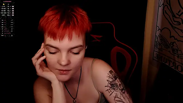 Snapshot of KrisNeal chatting on November 5, 2025, 10:04 am KrisNeal online show from November 5, 2025, 10:04 am