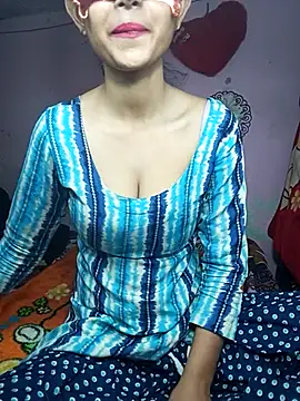 Snapshot of Hotcp6 chatting on February 6, 2026, 5:34 am Hotcp6 online show from February 6, 2026, 5:34 am