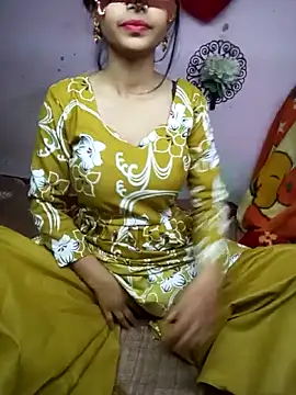 Snapshot of Hotcp6 chatting on February 15, 2026, 3:42 pm Hotcp6 online show from February 15, 2026, 3:42 pm