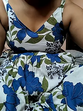 Snapshot of preethi-lovely chatting on November 5, 2025, 10:26 am preethi-lovely online show from November 5, 2025, 10:26 am