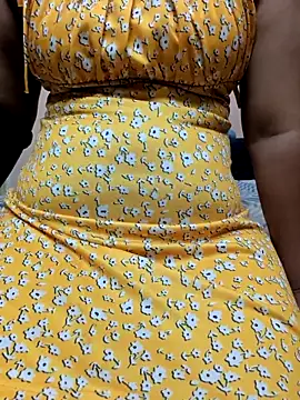 Snapshot of preethi-lovely chatting on November 26, 2025, 4:57 am preethi-lovely online show from November 26, 2025, 4:57 am