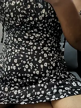 Snapshot of preethi-lovely chatting on November 27, 2025, 3:30 am preethi-lovely online show from November 27, 2025, 3:30 am