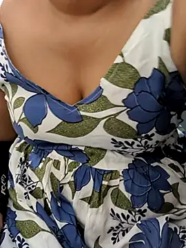 Snapshot of preethi-lovely chatting on December 4, 2025, 4:00 am preethi-lovely online show from December 4, 2025, 4:00 am