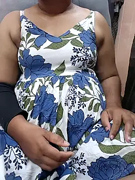 Snapshot of preethi-lovely chatting on December 17, 2025, 12:00 pm preethi-lovely online show from December 17, 2025, 12:00 pm