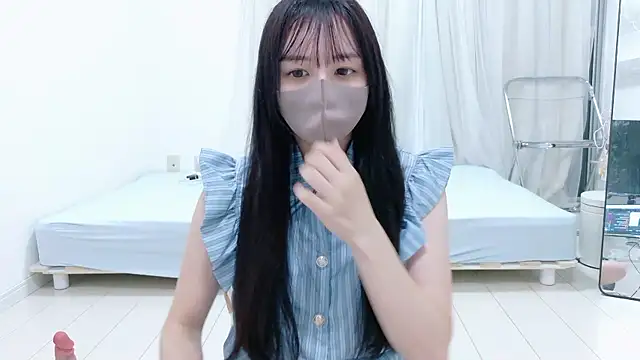  Mia land  online show from June 28, 2026, 2:01 pm