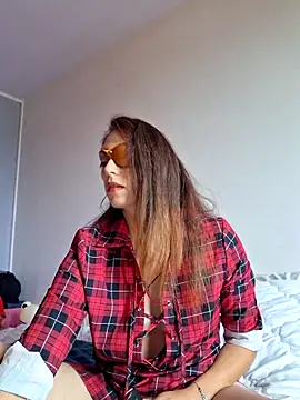 Snapshot of ChouqxxxCoreleone chatting on October 14, 2025, 8:59 am ChouqxxxCoreleone online show from October 14, 2025, 8:59 am