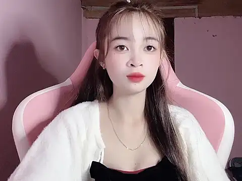 Suna7383 online show from November 16, 2025, 4:12 pm