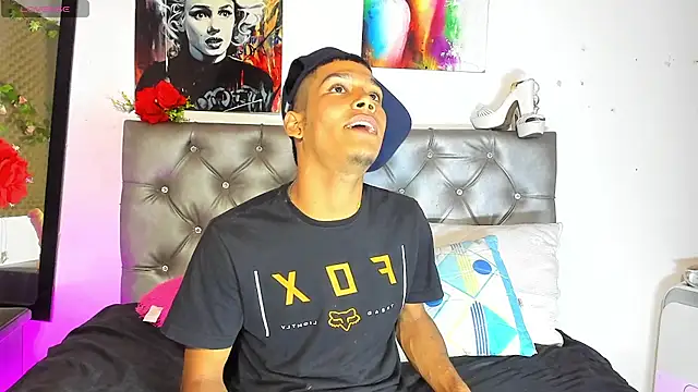 xxKamadevaxx online show from January 7, 2026, 12:57 am