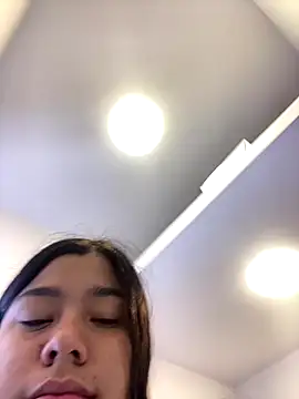 Snapshot of April_Becker chatting on October 10, 2025, 3:05 am April Becker online show from October 10, 2025, 3:05 am