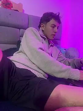 Snapshot of NaytonFreeman chatting on January 9, 2026, 11:35 am NaytonFreeman online show from January 9, 2026, 11:35 am