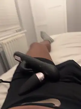 Snapshot of dlasian2026 chatting on November 19, 2025, 7:58 pm dlasian2026 online show from November 19, 2025, 7:58 pm