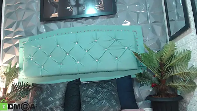 sheyla  ebony online show from October 29, 2025, 7:26 pm