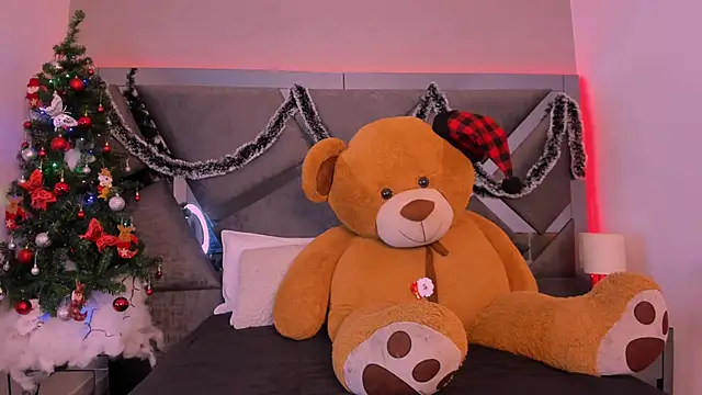 Snapshot of MariaFlowers chatting on December 1, 2025, 6:57 pm MariaFlowers online show from December 1, 2025, 6:57 pm