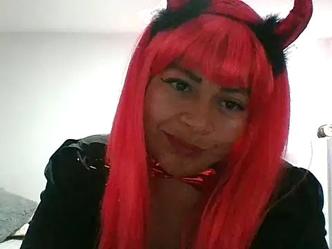 adri89-g online show from October 31, 2025, 12:50 pm