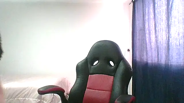 adri89-g online show from December 16, 2025, 11:59 am