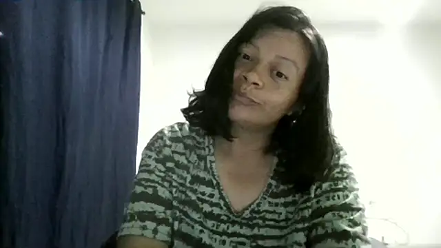adri89-g online show from June 1, 2026, 12:56 am