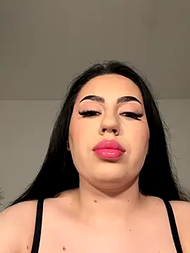 Snapshot of Andrestarr chatting on December 2, 2025, 7:31 pm Andrestarr online show from December 2, 2025, 7:31 pm