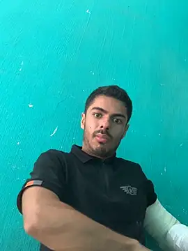 Snapshot of Antoniocogelon chatting on October 24, 2025, 4:58 pm Antoniocogelon online show from October 24, 2025, 4:58 pm