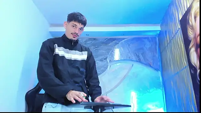 Snapshot of Iam_Steven chatting on February 2, 2026, 1:37 am Iam Steven online show from February 2, 2026, 1:37 am