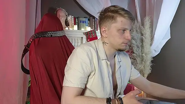 Snapshot of Vincent_Hardman chatting on November 27, 2025, 8:11 pm Vincent Hardman online show from November 27, 2025, 8:11 pm