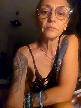 Snapshot of jasonee13 chatting on May 29, 2026, 3:59 am jasonee13 online show from May 29, 2026, 3:59 am