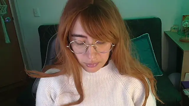 Miacatsito3 online show from December 18, 2025, 1:44 am