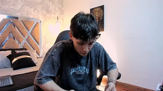 kraven lust online show from February 18, 2026, 3:02 am