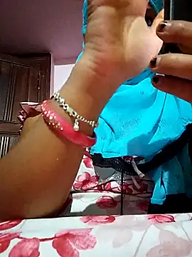 TAMI KAYAL online show from October 3, 2025, 4:04 pm