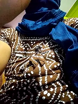 TAMI KAYAL online show from October 23, 2025, 3:55 pm