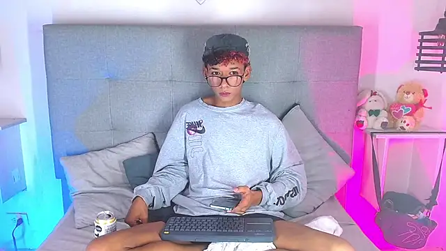 Snapshot of Billie_Turner_ chatting on September 29, 2025, 7:35 am Billie Turner online show from September 29, 2025, 7:35 am