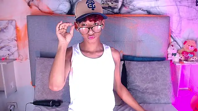 Snapshot of Billie_Turner_ chatting on October 23, 2025, 4:23 am Billie Turner online show from October 23, 2025, 4:23 am