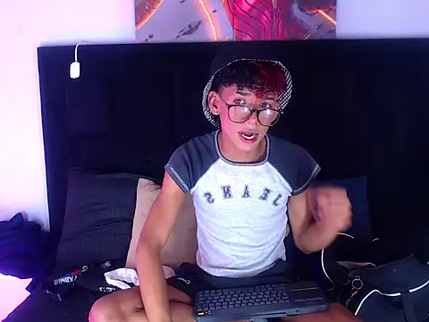 Snapshot of Billie_Turner_ chatting on November 18, 2025, 4:11 pm Billie Turner online show from November 18, 2025, 4:11 pm