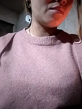 Dung x online show from February 9, 2026, 6:39 am