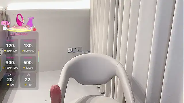 Snapshot of janequeen chatting on October 20, 2025, 9:21 am janequeen online show from October 20, 2025, 9:21 am