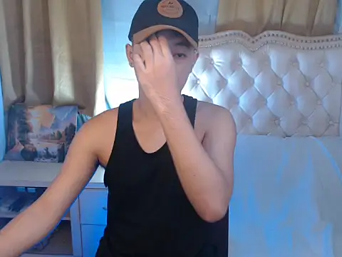 Snapshot of mr_chandy chatting on October 28, 2025, 10:19 am mr chandy online show from October 28, 2025, 10:19 am