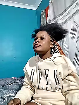 BlondieBitch online show from November 21, 2025, 12:10 am