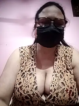 thehotlady online show from November 20, 2025, 9:53 am