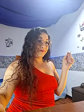 Snapshot of zamy_x chatting on February 4, 2026, 1:33 am zamy x online show from February 4, 2026, 1:33 am