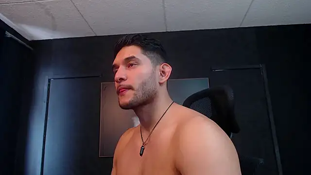 Snapshot of RichardMilleer chatting on February 7, 2026, 2:10 pm RichardMilleer online show from February 7, 2026, 2:10 pm