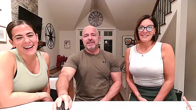 Snapshot of 3totangox chatting on January 8, 2026, 1:41 am 3totangox online show from January 8, 2026, 1:41 am