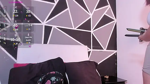 Victoriaa Zans online show from October 12, 2025, 6:34 am