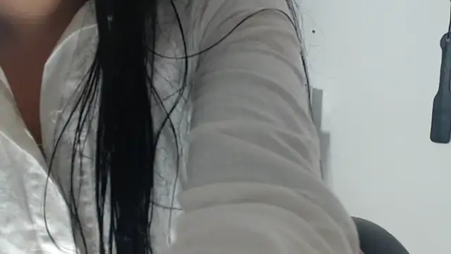 MayaScott11 online show from March 2, 2026, 8:15 pm