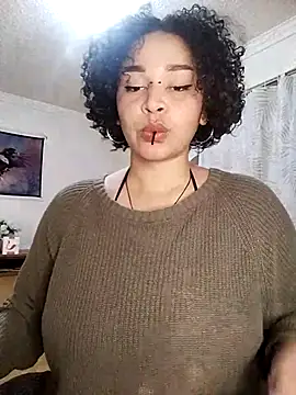 Julie wallace online show from October 2, 2025, 7:43 pm