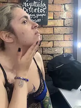 AlissaSpellman online show from September 30, 2025, 6:13 pm