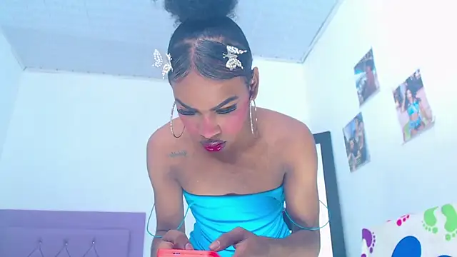 whitneytt online show from October 18, 2025, 3:42 am