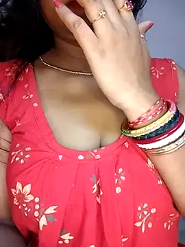 Bengalibeauty96 online show from April 30, 2026, 1:17 pm