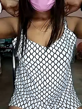 Bengalibeauty96 online show from May 9, 2026, 4:45 pm