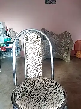 Bengalibeauty96 online show from May 15, 2026, 1:01 am