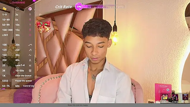 Snapshot of CoffeNaughty_nom chatting on December 16, 2025, 4:06 am CoffeNaughty nom online show from December 16, 2025, 4:06 am